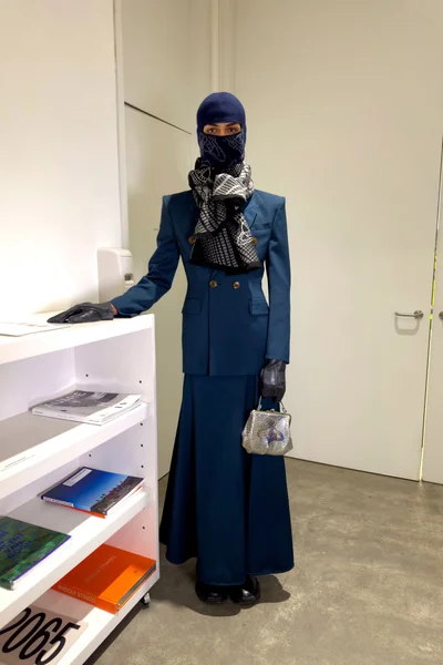 Look 7